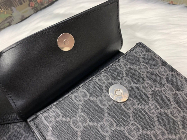 G*u*i gg belt bag