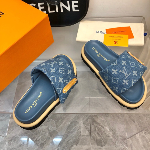 l0*is V*t0n pool pillow comfort mule