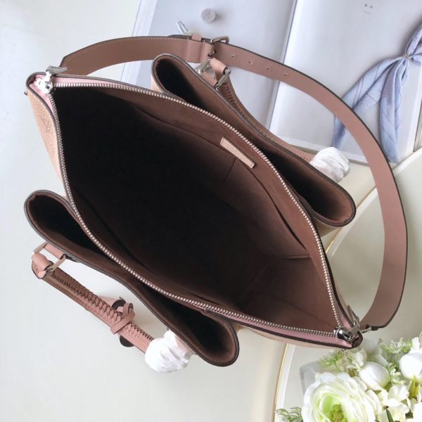 l0*is V*t0n haumea bag