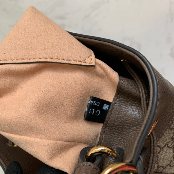G*u*i ophidia gg bucket bag