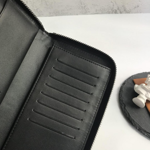 l0*is V*t0n zippy wallet vertical