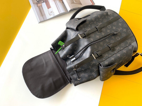 l0*is V*t0n christopher backpack