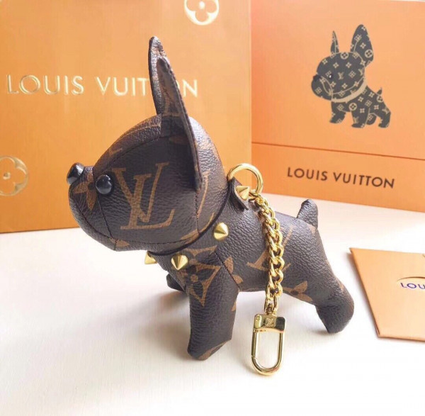 l0*is V*t0n kaey chain