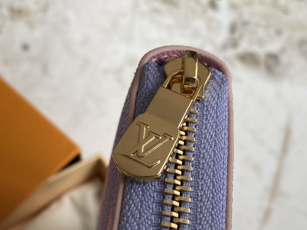 l0*is V*t0n zippy wallet