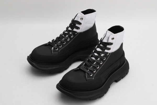 ale*d*r M*Q*en tread slick boot