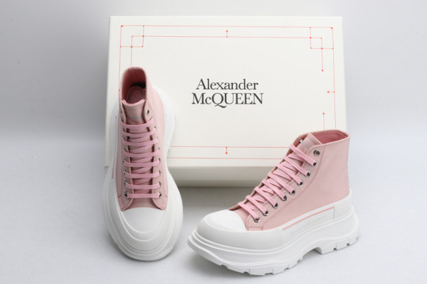 ale*d*r M*Q*en tread slick boot