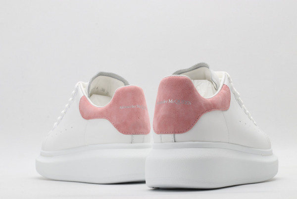 ale*d*r M*Q*en oversized sneaker