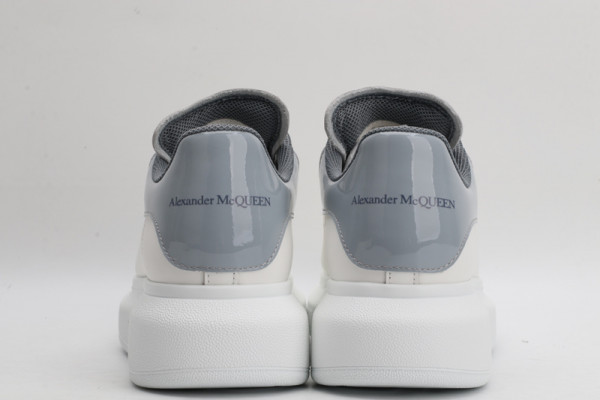 ale*d*r M*Q*en oversized sneaker