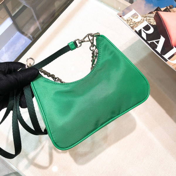 Pra*a re-edition 2005 nylon shoulder bag
