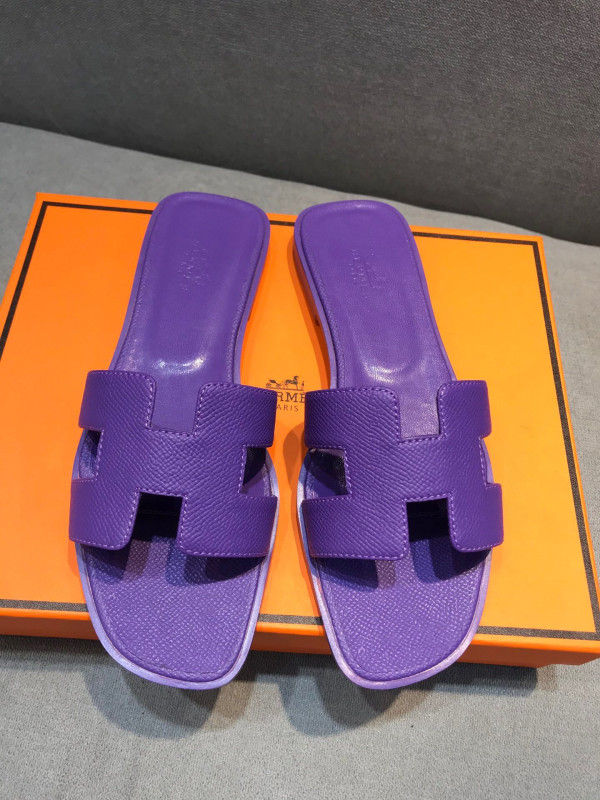 H**mes sandal