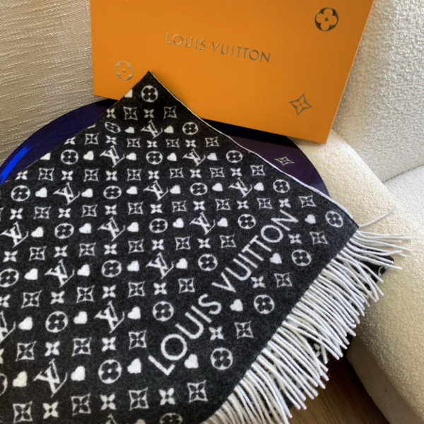 l0*is V*t0n game on scarf