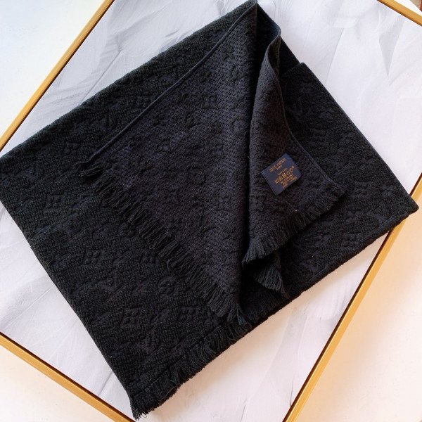 l0*is V*t0n monogram classic scarf