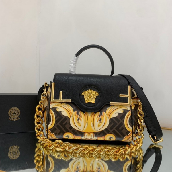 F**di x versace la medusa