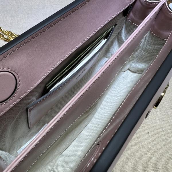 G*u*i gg matelassé leather shoulder bag