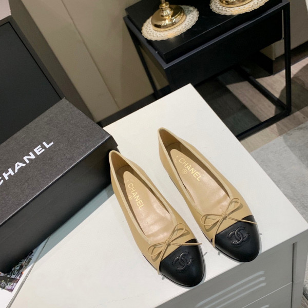 CL Ballet Flats