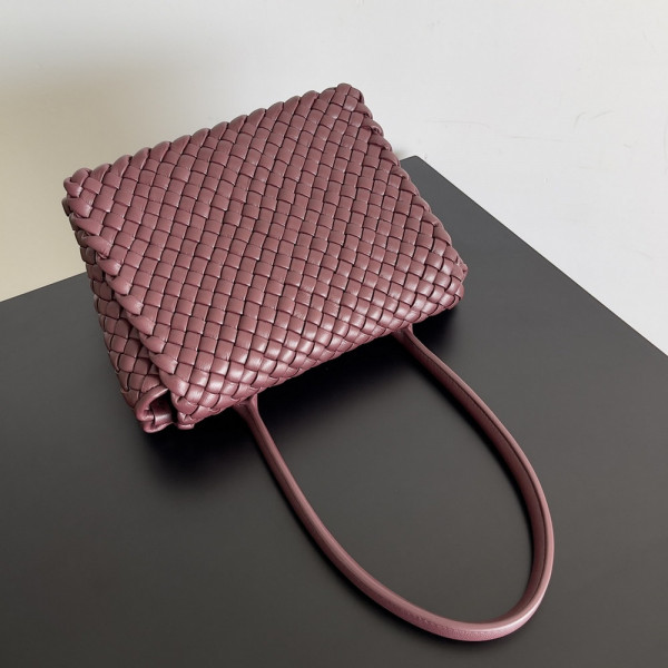 bo*te*ga Ve*ne*ta patti top handle bag