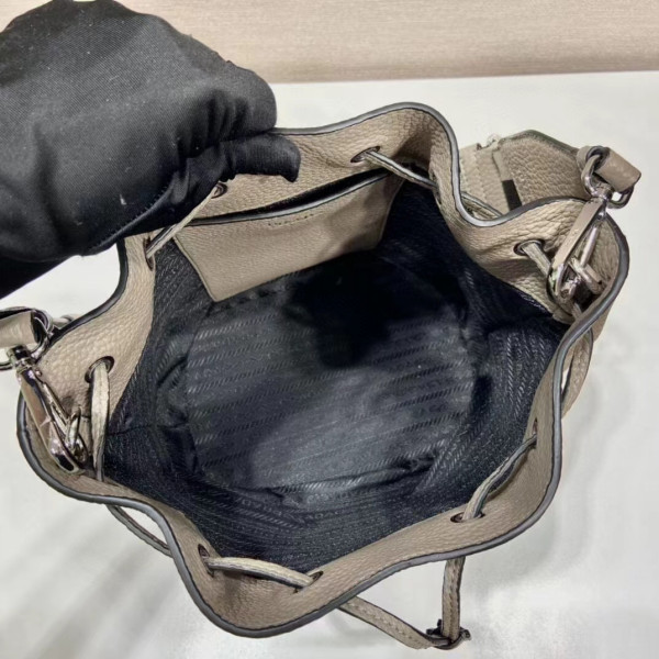 Pra*a  leather bucket bag