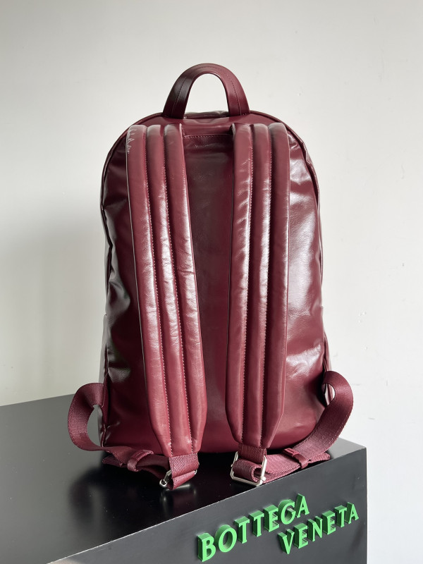 bo*te*ga Ve*ne*ta  backpack