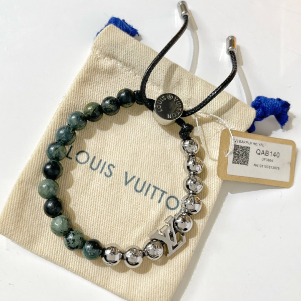 l0*is V*t0n bracelet