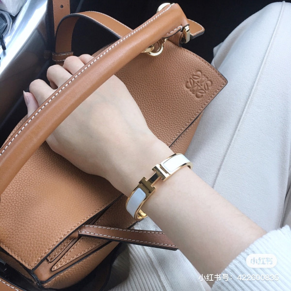 H**mes bracelet