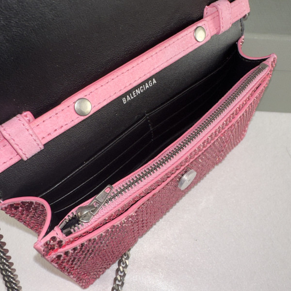Ba*len*cia*ga hourglass wallet on chain