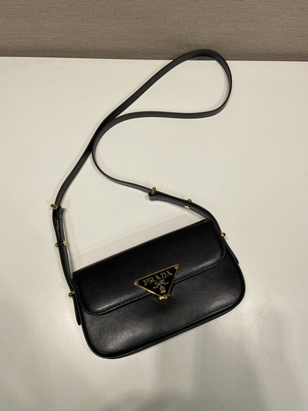 Pra*a patent bag-20*10*4cm