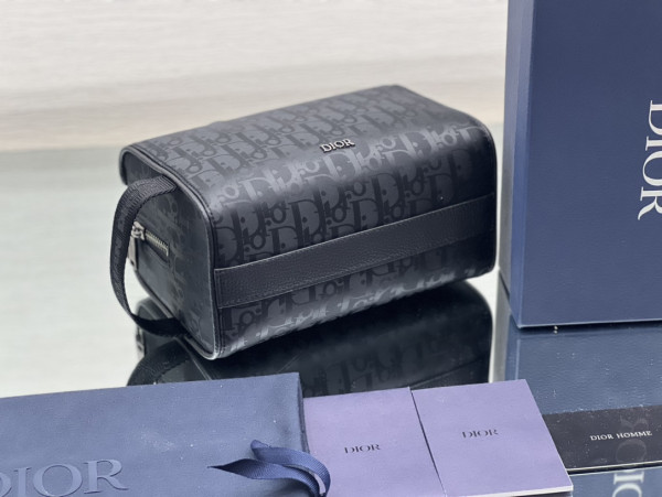 DIRO  LINGOT TOILETRY BAG