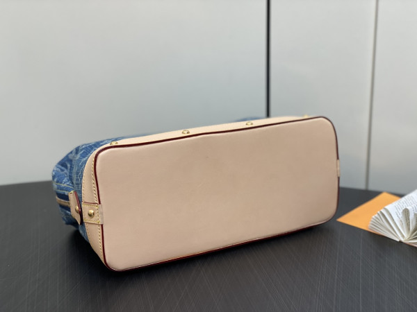 l0*is V*t0n pochette cosmétique pm