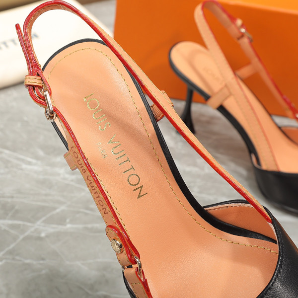 l0*is V*t0n heels