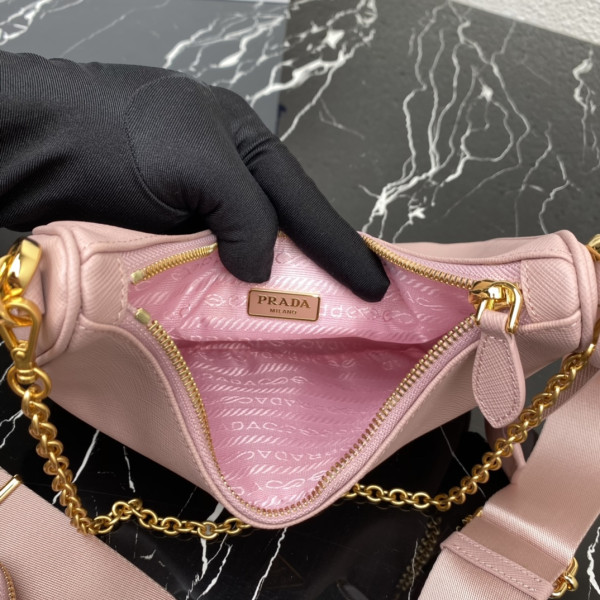 Pra*a re-edition 2005 saffiano bag-22*18*6.5cm