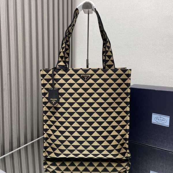 Pra*a hobo tote bag-38*38.5*11cm