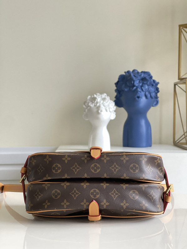 l0*is V*t0n saumur bag-28*11*20cm