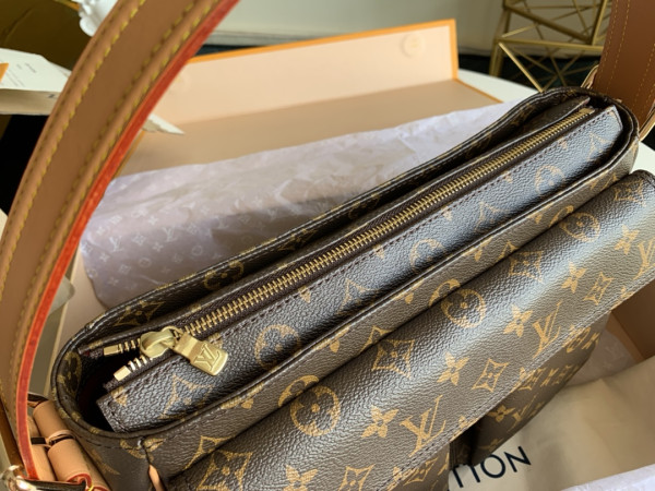l0*is V*t0n vintage bag-32*10*20cm
