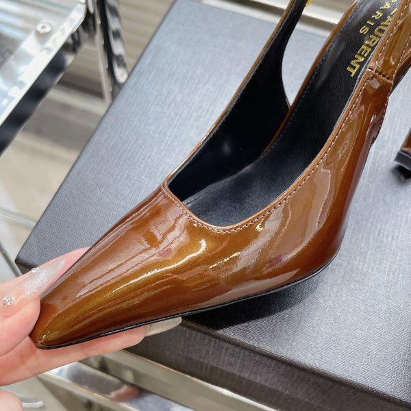 Sa**t Lau*nt heels