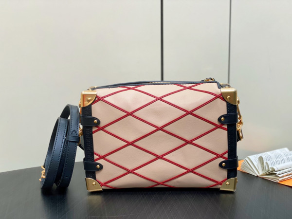 l0*is V*t0n side trunk pm-21*14*6cm