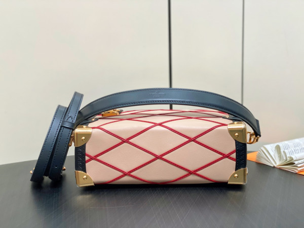 l0*is V*t0n side trunk pm-21*14*6cm
