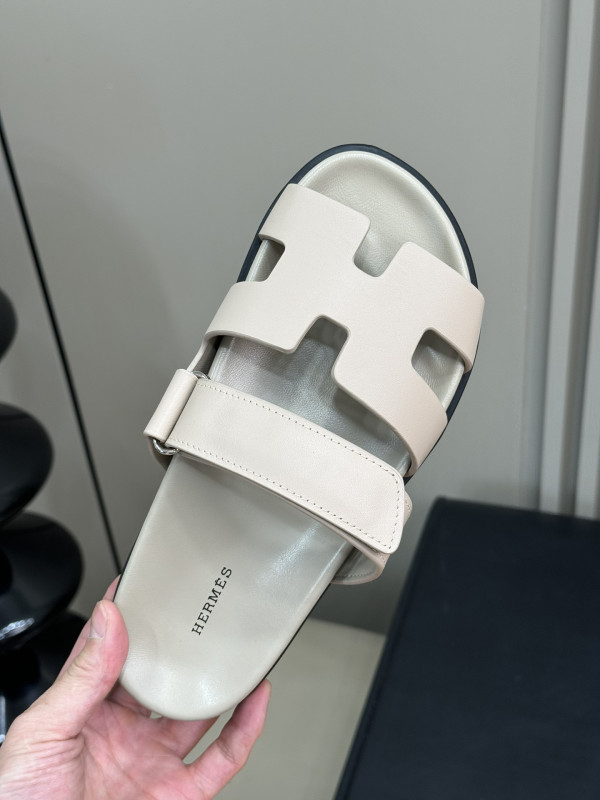 H**mes sandal