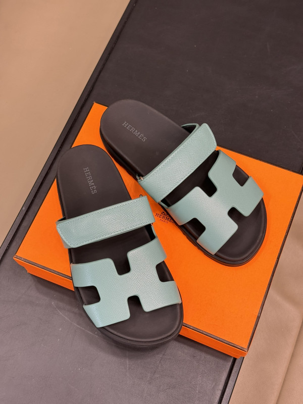 H**mes sandal