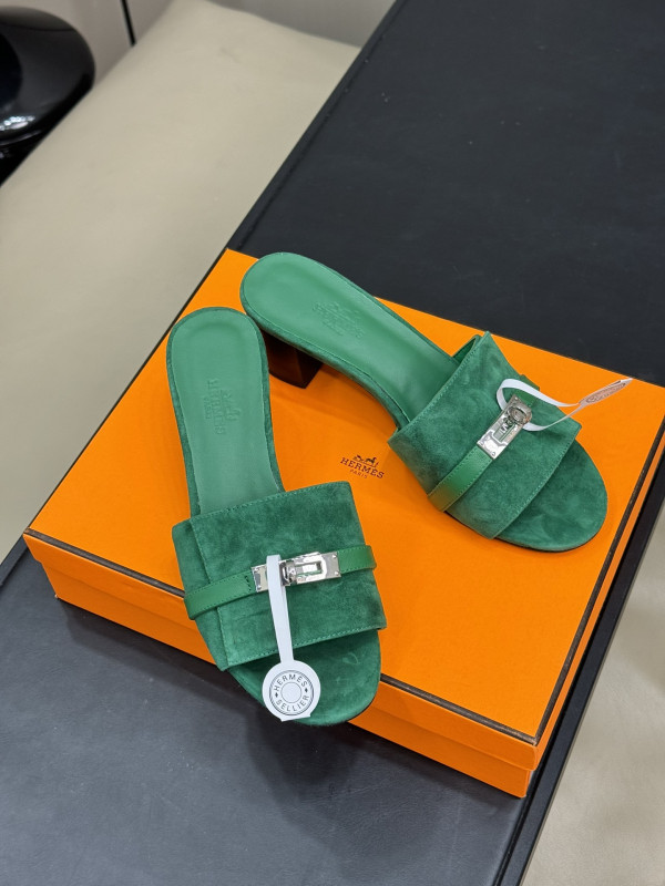 H**mes sandal