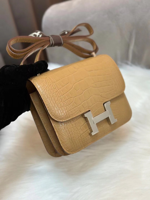 H**mes constance 19 all handmade