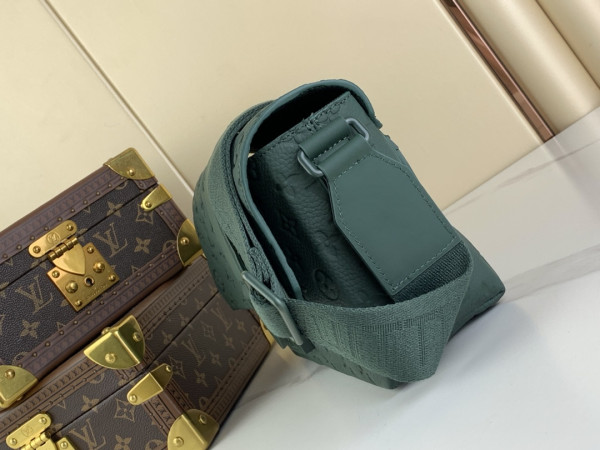l0*is V*t0n s-cape messenger-28*16*10cm