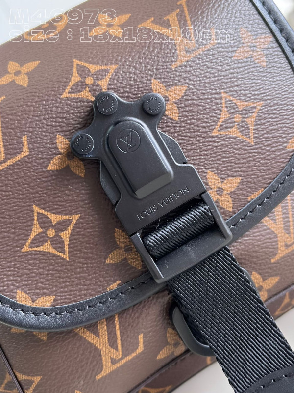 l0*is V*t0n trail messenger-18*18*10cm