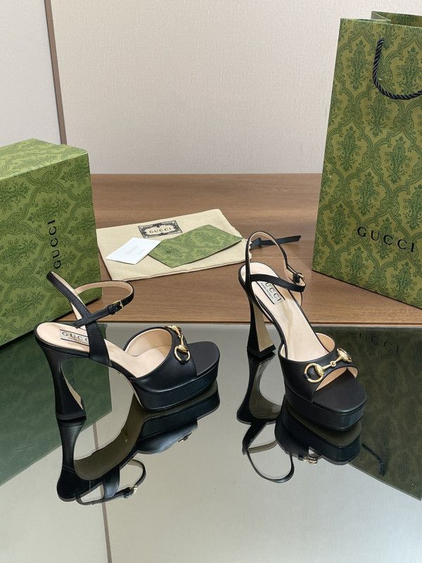 G*u*i heels-11cm