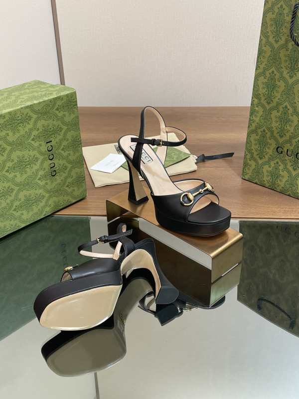 G*u*i heels-11cm