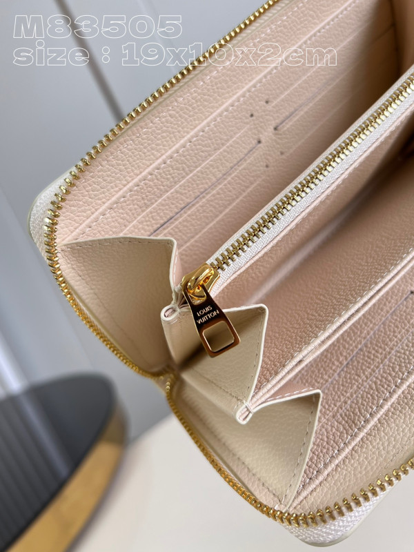 l0*is V*t0n zippy wallet-10*20*2 cm