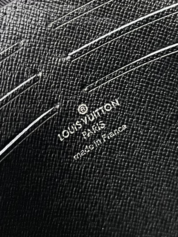 l0*is V*t0n monogram toiletry pouch-25*20*5.5cm