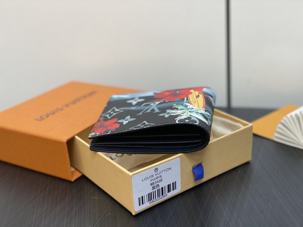 l0*is V*t0n slender wallet-11*8.5*2cm