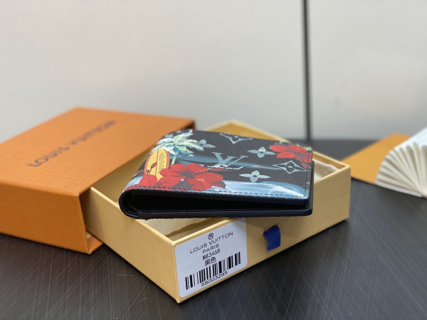 l0*is V*t0n slender wallet-11*8.5*2cm