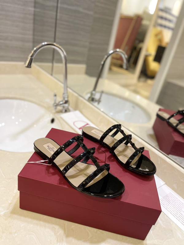 VALENTINO MULES