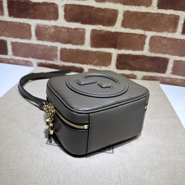 G*u*i blondie top handle bag